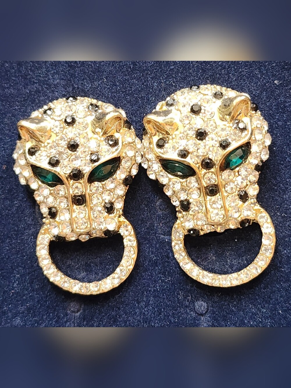 vintage green jeweled Eyes Clear Rhinestone Gold Tone Jaguar drop earrings